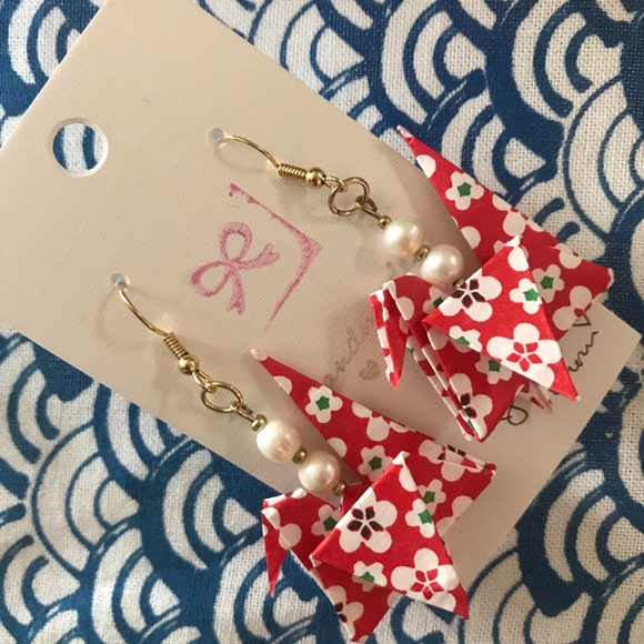 Beautiful origami crane earrings handmade by me ❤️ - Picture 3 of 7